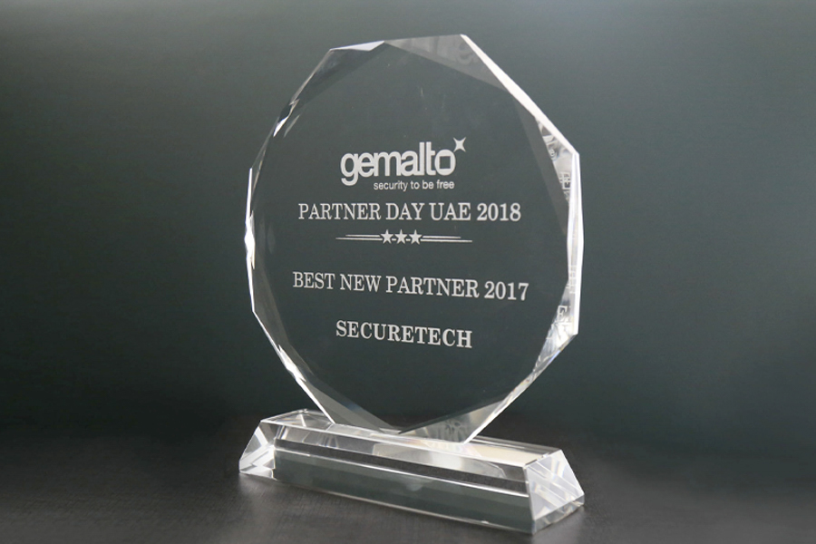27.-SecureTech-received,-Best-New-Partner-2017-from-Gemalto
