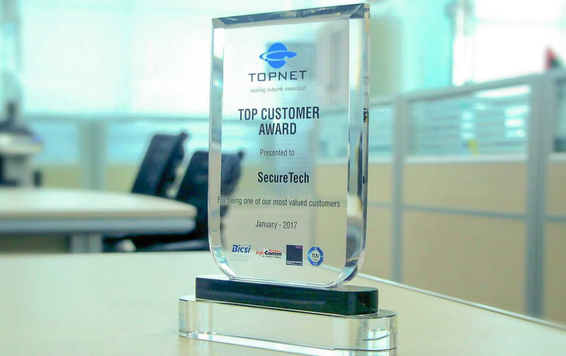68.SecureTech received TOP CUSTOMER AWARD form TOPNET